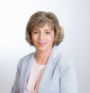 TERESA PAULA NABAIS PRETO CHAVES